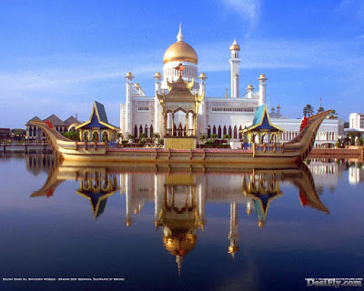 Sultan Omar Ali Saifuddin Mosque - Islamic Wallpapers